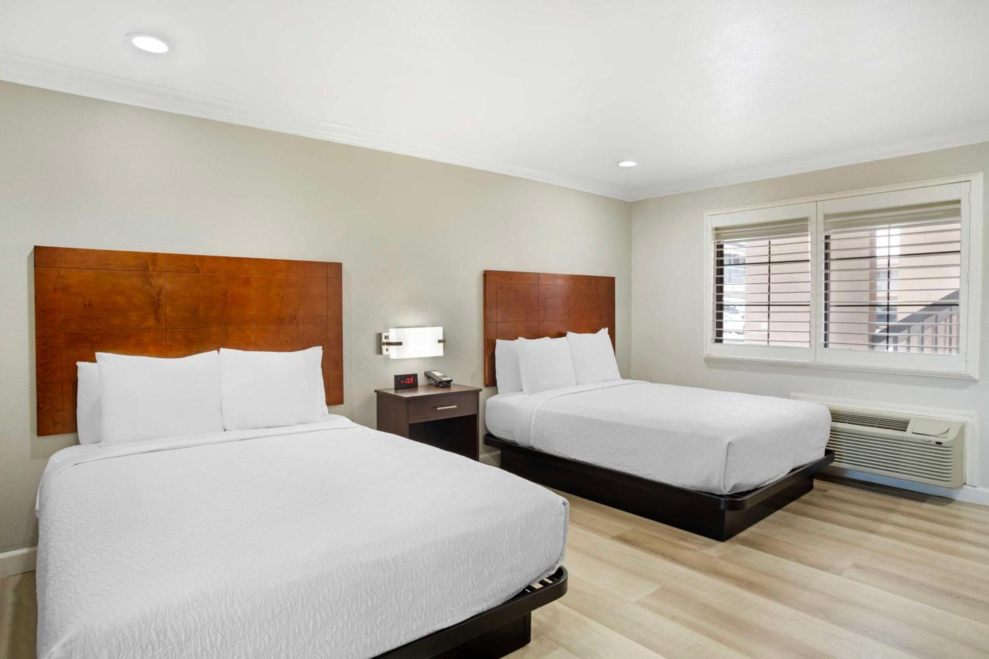 Best Western Inn Merced Exterior photo