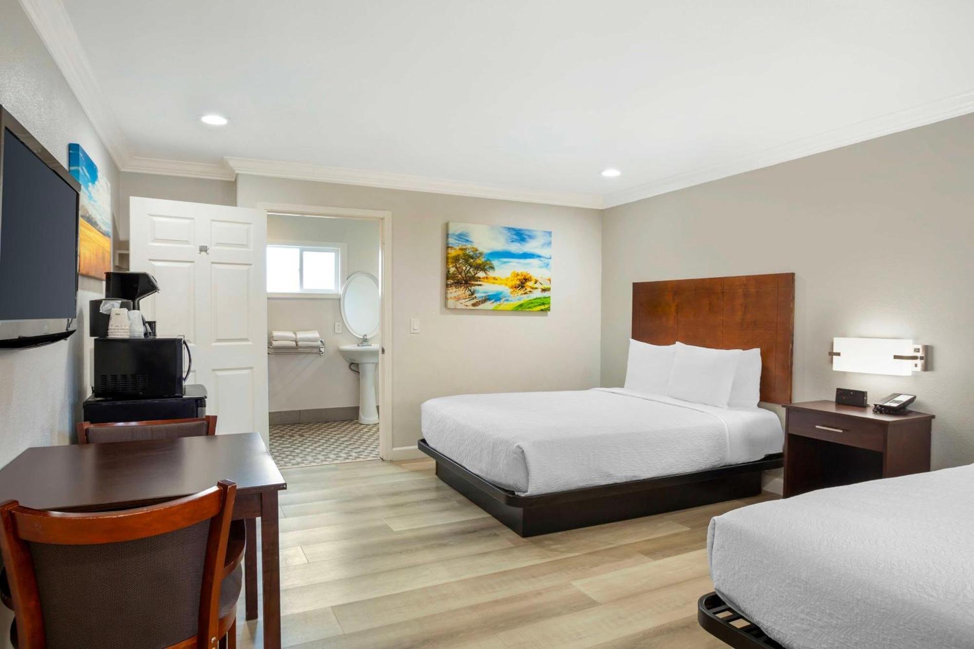 Best Western Inn Merced Exterior photo