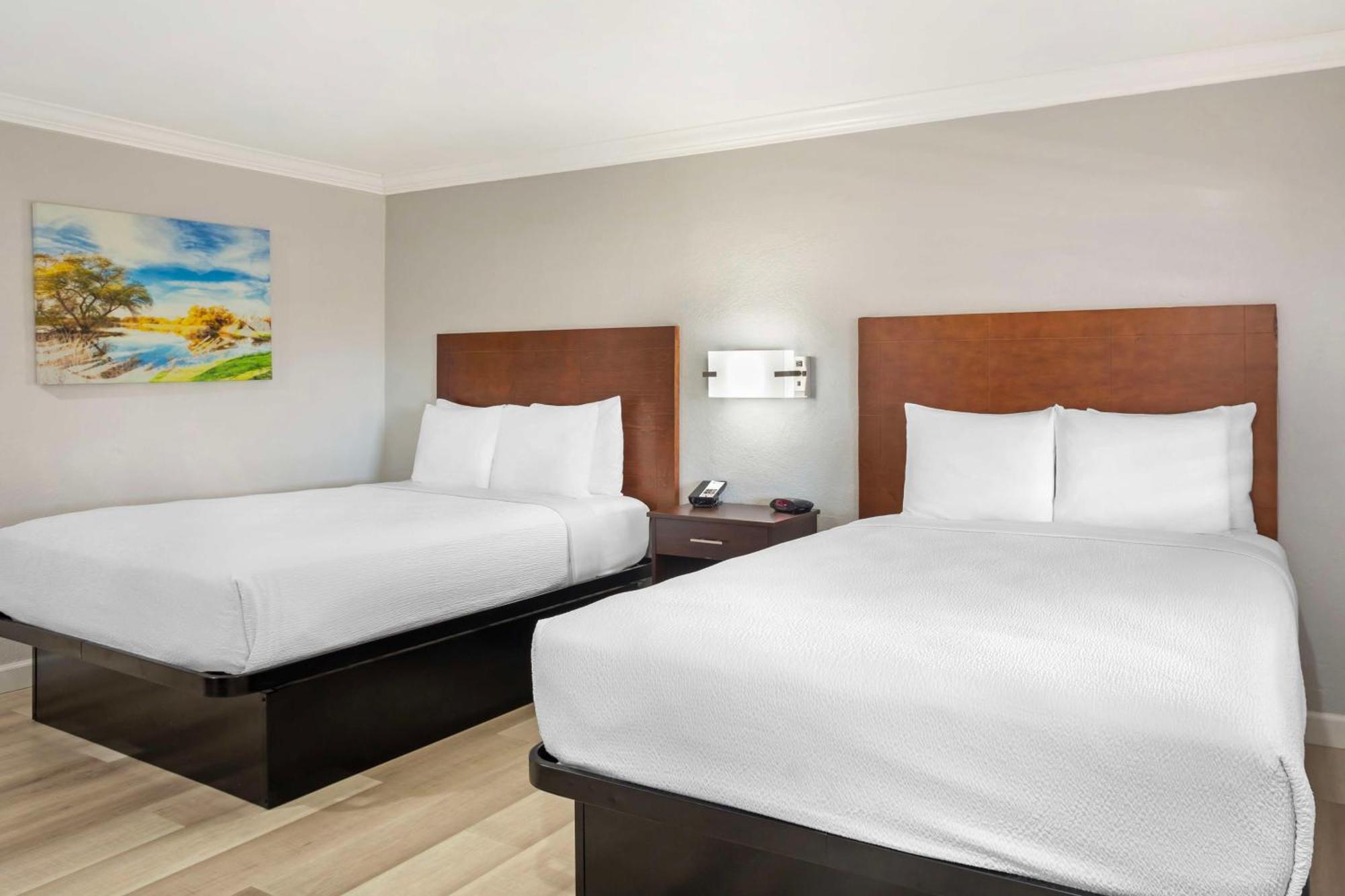 Best Western Inn Merced Exterior photo